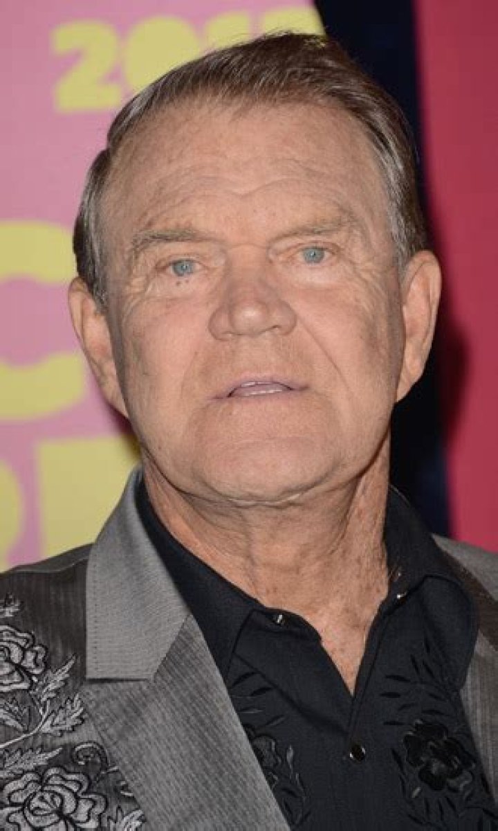 Glen Campbell Celebrity Profile – Hollywood Life