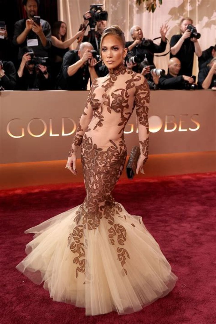Golden Globe Awards Red Carpet Photos — Jennifer Lopez & More