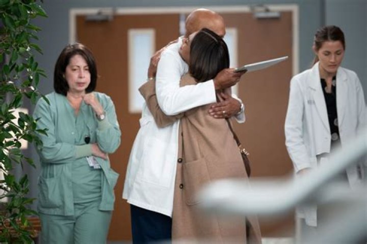 ‘Grey’s Anatomy’ Recap: Meredith Admits Not Being Able To Be With Derek Is ‘Torture’