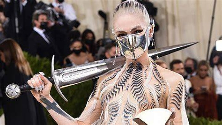 Grimes’ Transformation Over The Years: Photos – Hollywood Life