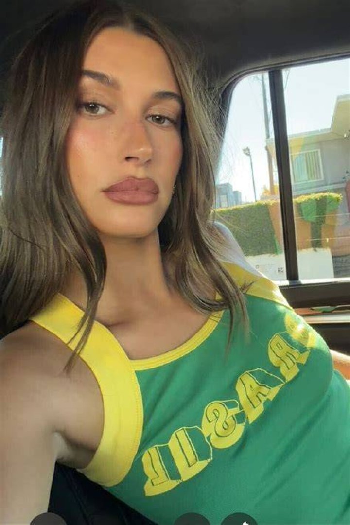 Hailey Baldwin Insta