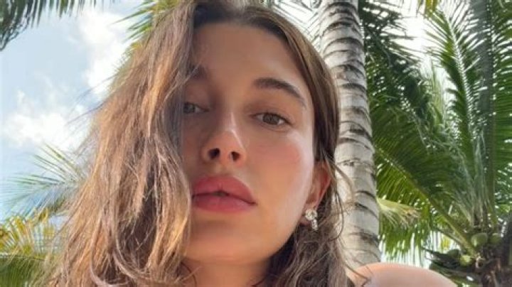Hailey Baldwin Wears A String Bikini In Miami