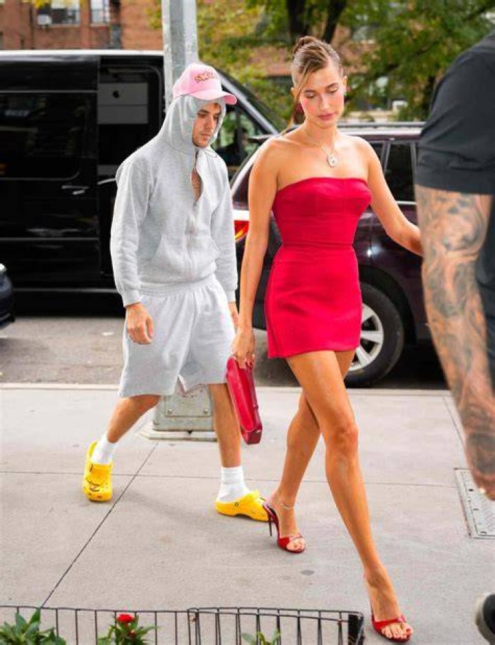 Hailey Bieber At &lsquo;Good Morning America&rsquo;