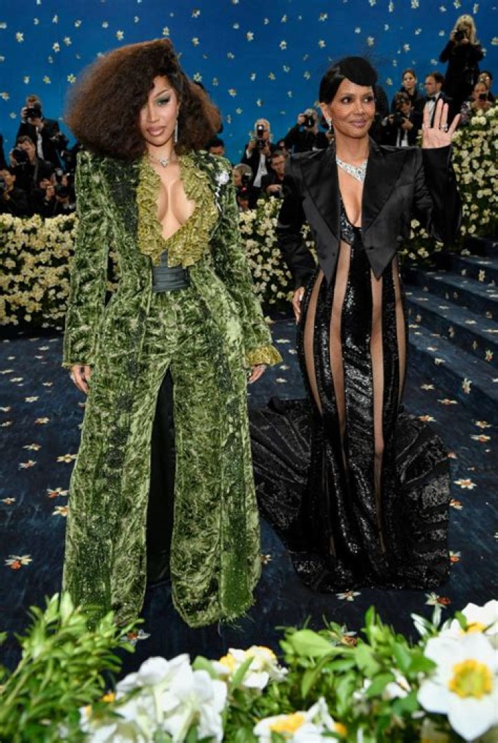 Halle Berry & Cardi B
