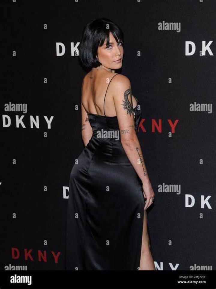 Halsey at the 2019 DKNY fashion show