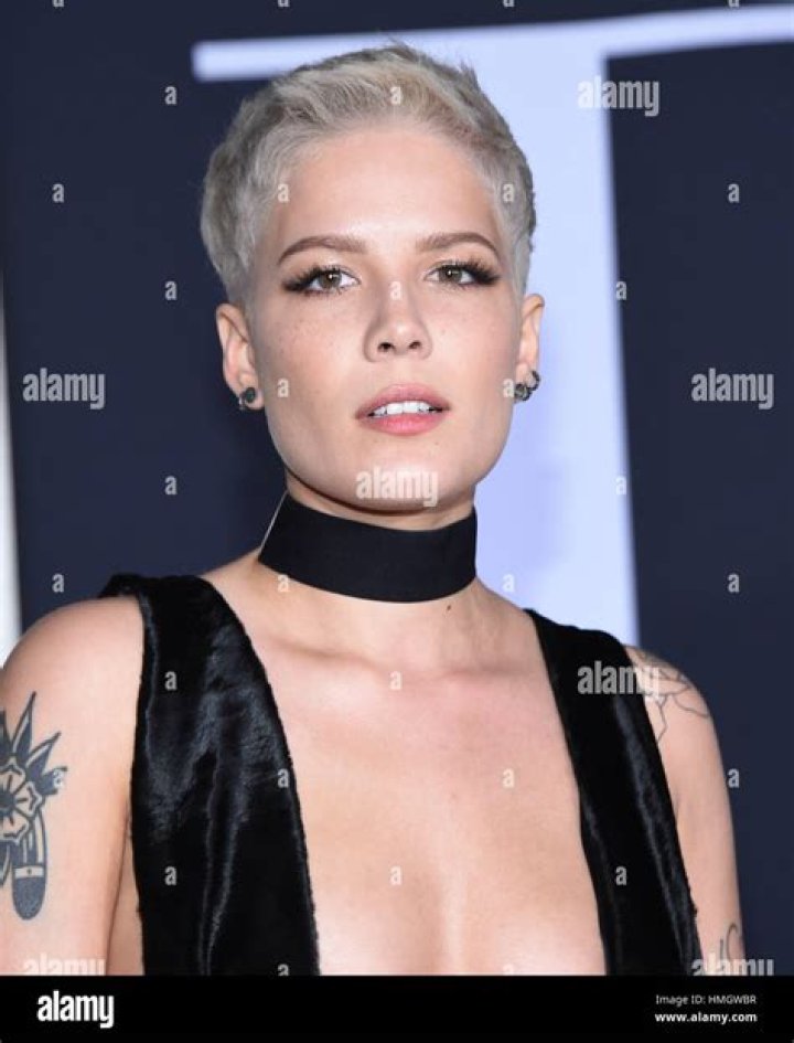Halsey at the &lsquo;Fifty Shades Darker&rsquo; premiere