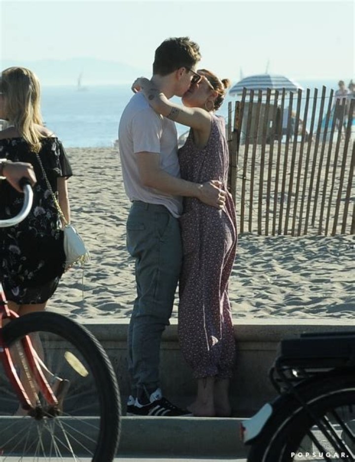 halsey evan peters pda