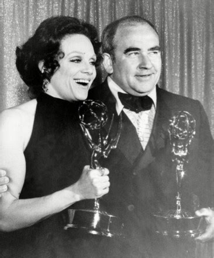 Harper Asner Actress Valerie Harper, left, and actor Ed Asner pose with their Emmy statuettes at the annual Primetime Emmy Awards presentation in Los Angeles, Ca., . Harper won best supporting actress and Asner won best supporting actor for their role in a comedy performance for "The Mary Tyler Moore Show EMMYS HARPER ASNER, LOS ANGELES, USA