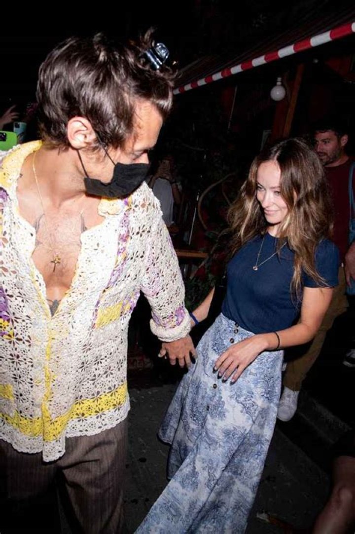 Harry Styles & Olivia Wilde Look So In Love While Embracing & Rocking Matching Outfits In LA