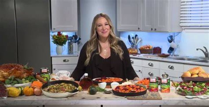 Haylie Duff in Her Kitchen