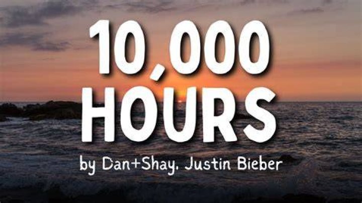 He Sings ‘10,000 Hours’ With Dan + Shay – Hollywood Life