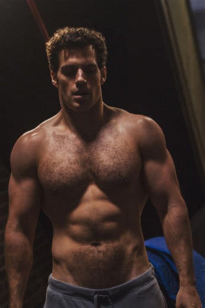 Henry Cavill Shirtless