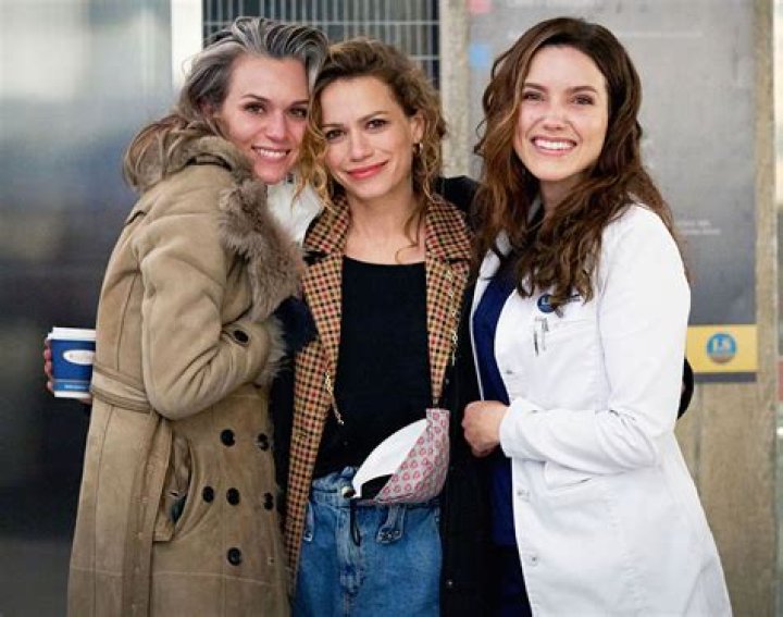 Hilarie Burton, Sophia Bush, Bethany Joy Lenz