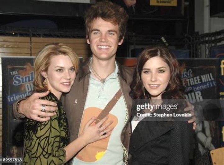 Hilarie Burton Tyler Hilton