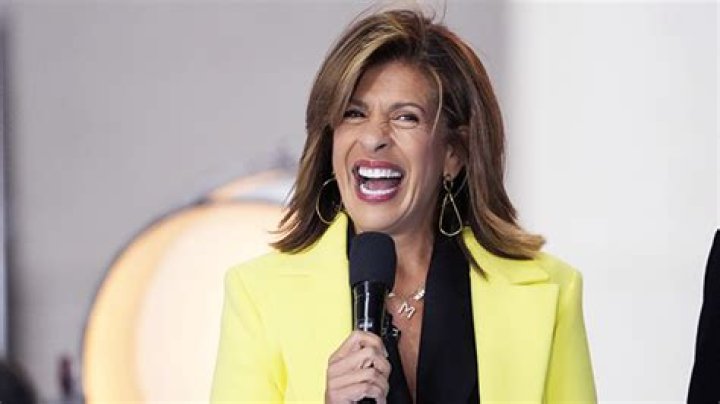 Hoda Kotb Seen In 1st Photos Since ‘Family Health Matter’ Reveal – Hollywood Life