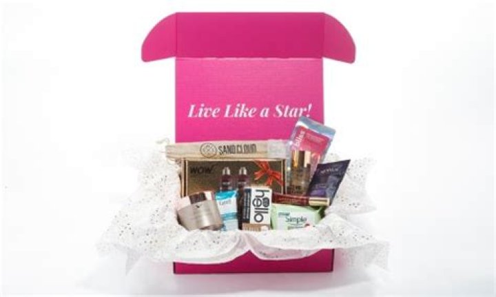 HollywoodLife Subscription Box — PICS