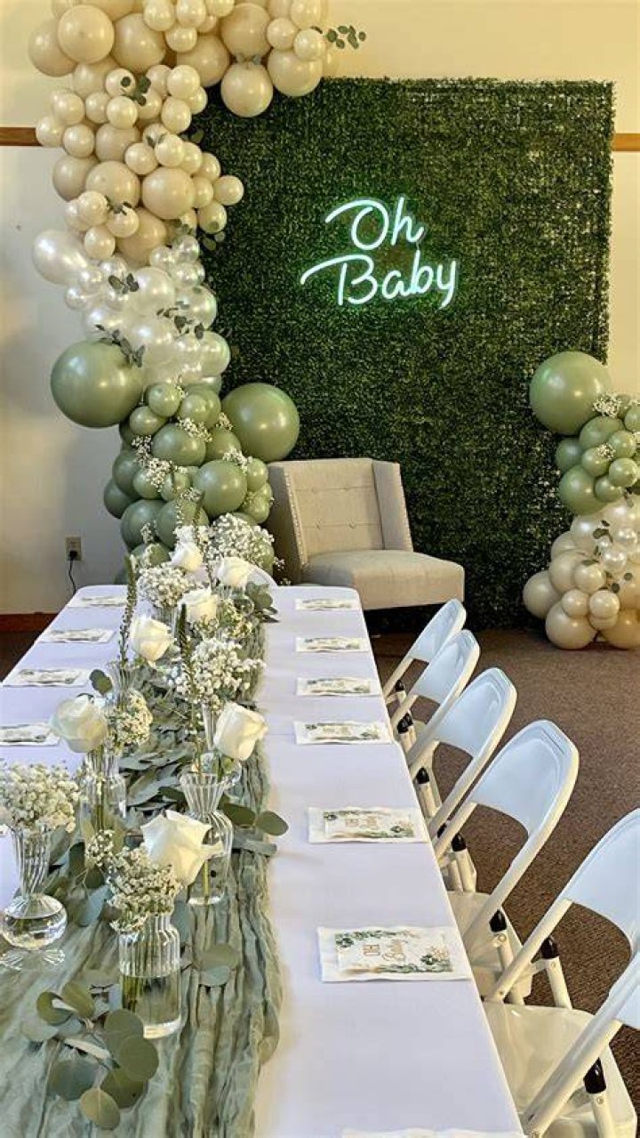 Holt Baby Shower Decor
