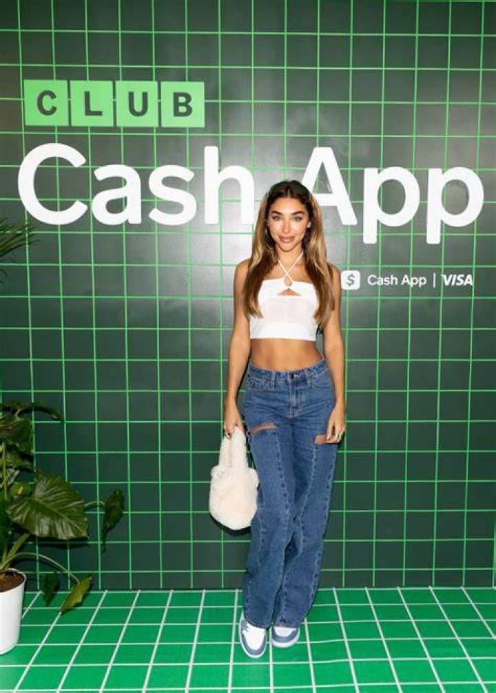 Hottest Celebrity Pics This Week Of Feb. 4- Feb. 10: Chantel Jeffries & More