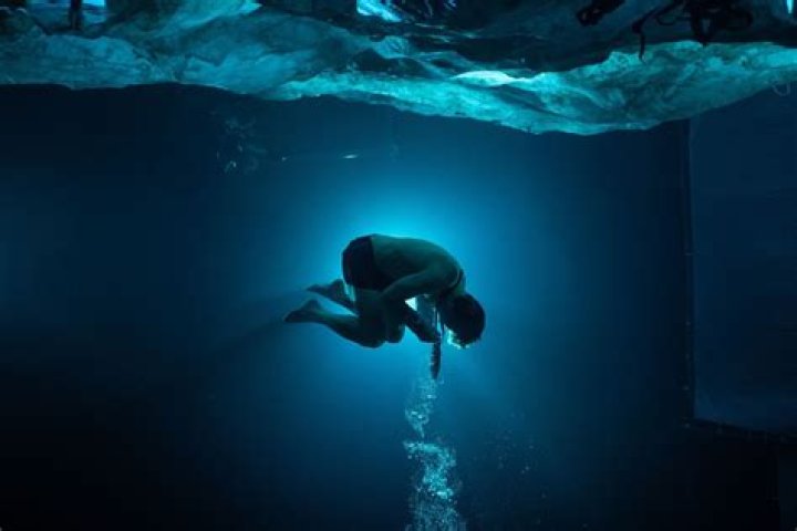 Impossible 8 – Hollywood Life