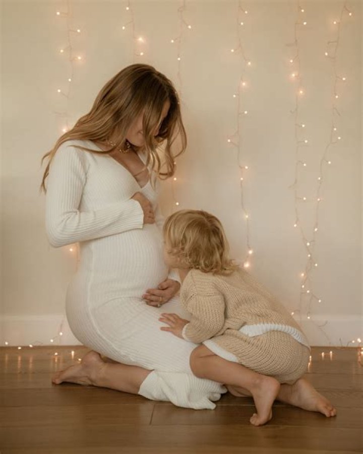 ireland dancing baby bump