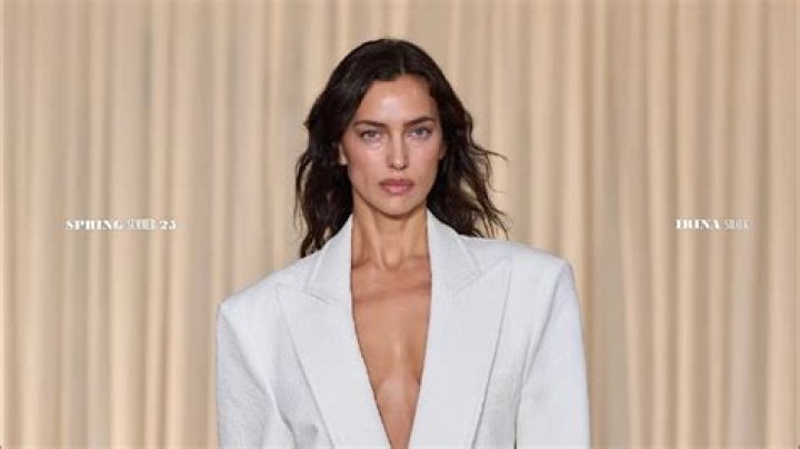 Irina Shayk on the catwalkVictoria's Secret Fashion Show, Runway, Grand Palais, Paris, France - 30 Nov 2016