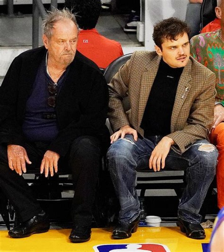 Jack Nicholson at game three of the Western Conference Finals between the Los Angeles Lakers and the Denver Nuggets at Crypto.com Arena. Pictured: Jack Nicholson,Raymond Nicholson Ref: SPL7257820 200523 NON-EXCLUSIVE Picture by: London Entertainment / SplashNews.com Splash News and Pictures USA: 310-525-5808 UK: 020 8126 1009 World Rights