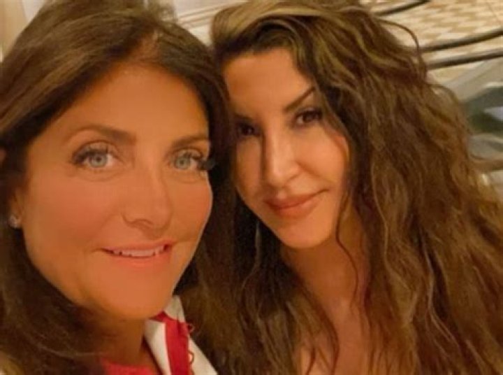 Jacqueline Laurita Says Teresa Giudice & Kids Should Move To Italy – Hollywood Life
