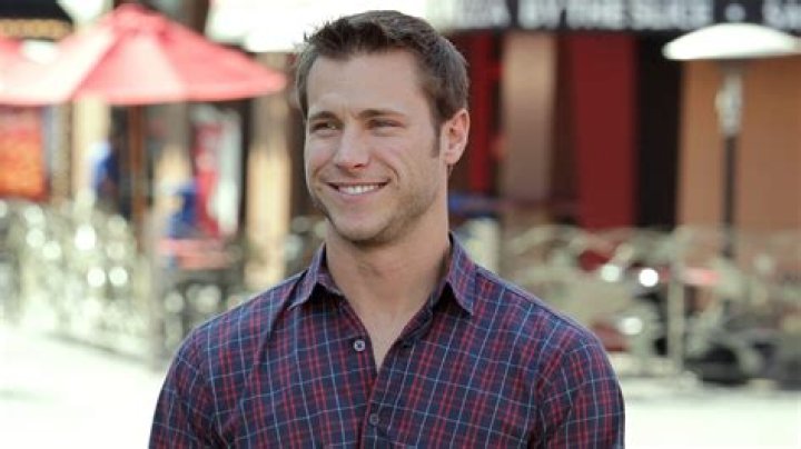 Jake Pavelka &mdash; Season 14