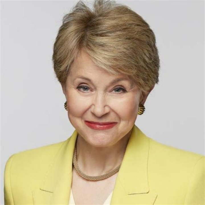 Jane Pauley — PICS
