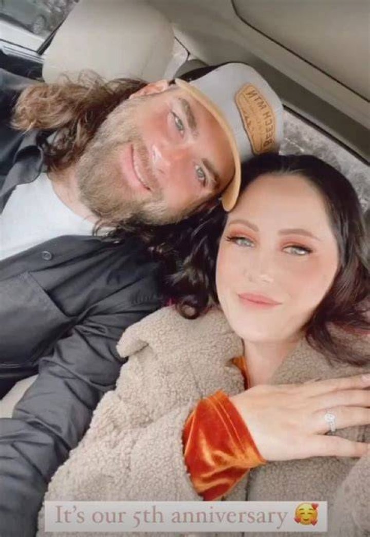 Jenelle Evans Claps Back At Fan For Saying David Eason Has A ‘Black Eye’: ‘It’s Not Funny’