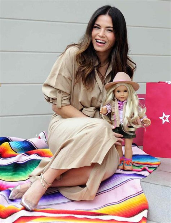 Jenna Dewan Celebrates American Girl`s 2021 Girl of the Year, Kira Bailey!
