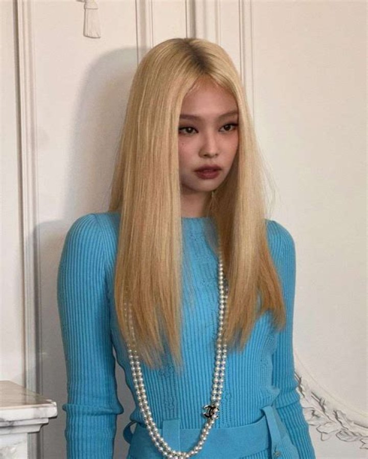 Jennie Blonde Hair