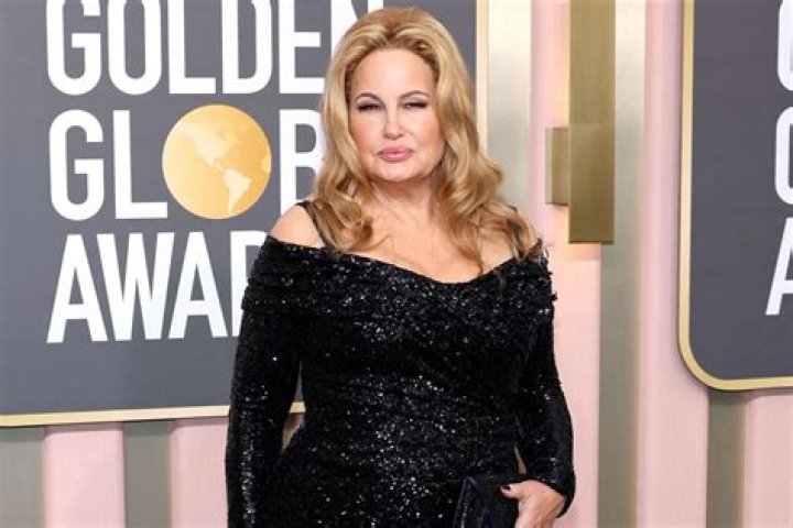 Jennifer Coolidge at 2023 Golden Globes