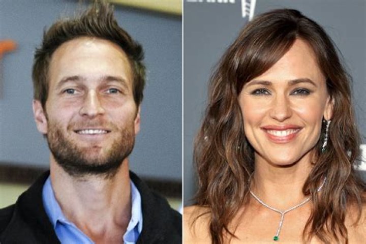 Jennifer Garner John Miller relationship