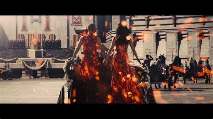 jennifer lawrence shailene woodley fight