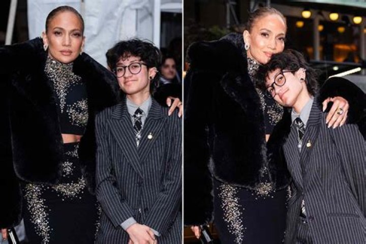 Jennifer Lopez’s Daughter Is Almost As Tall As Her In New Photos – Hollywood Life