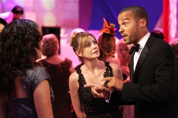 Jesse Williams ‘Flipped’ Ellen Pompeo While Filming ‘Grey’s Anatomy’ – Hollywood Life