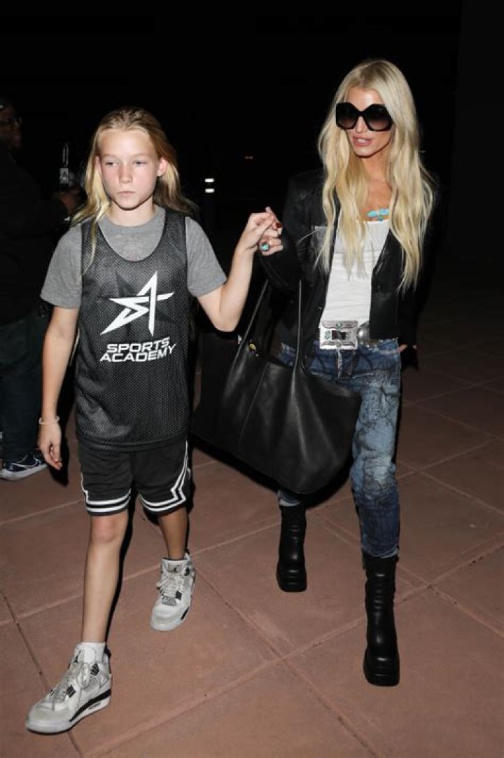 Jessica Simpson daughter Maxwell