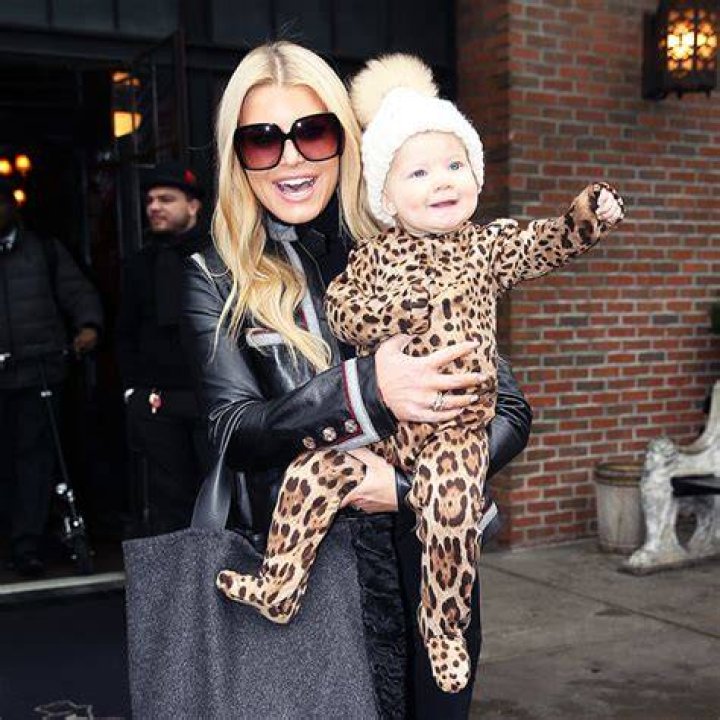 Jessica Simpson’s Daughter Birdie, 1, Plays With Her Enormous Collection Of Adorable Shoes – Pic