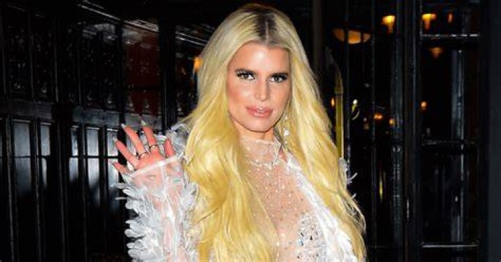 Jessica Simpson&rsquo;s Sexiest Looks