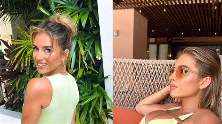 Jessie James Decker bikini