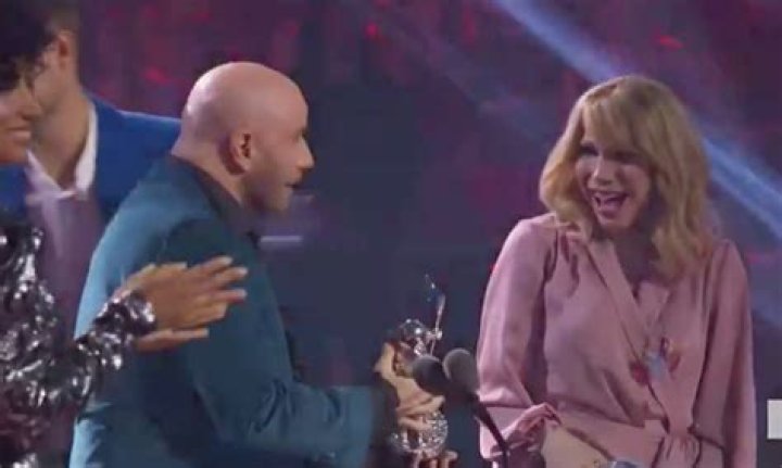 John Travolta, Taylor Swift, Jade Jolie