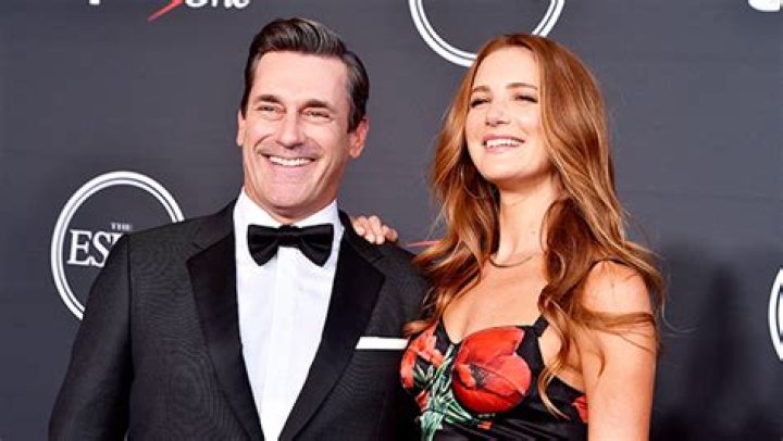 Jon Hamm Reportedly Engaged To Anna Osceola – Hollywood Life