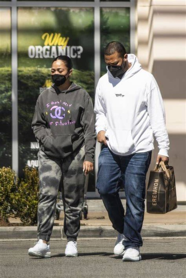 Jordyn Woods Out With her Sister