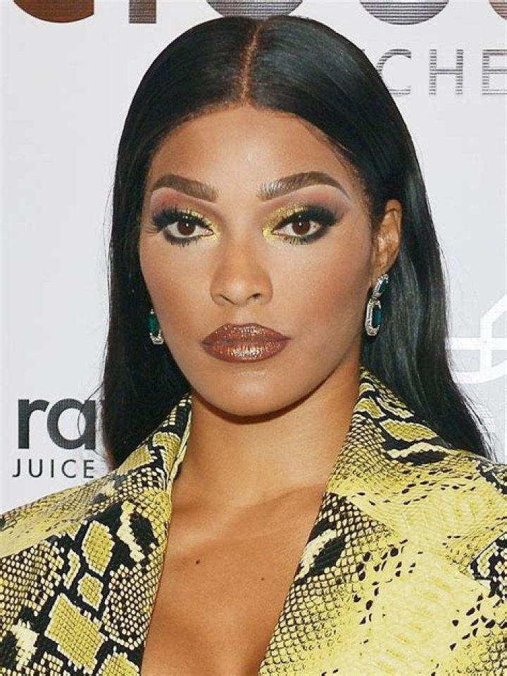 Joseline Hernandez Celebrity Profile – Hollywood Life