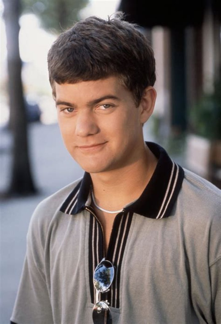 Joshua Jackson Talks Viral ‘Dawson’s Creek’ Scene & Gives Explanation – Hollywood Life