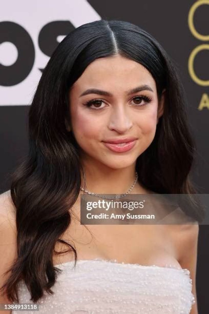 Josie Totah — Photos