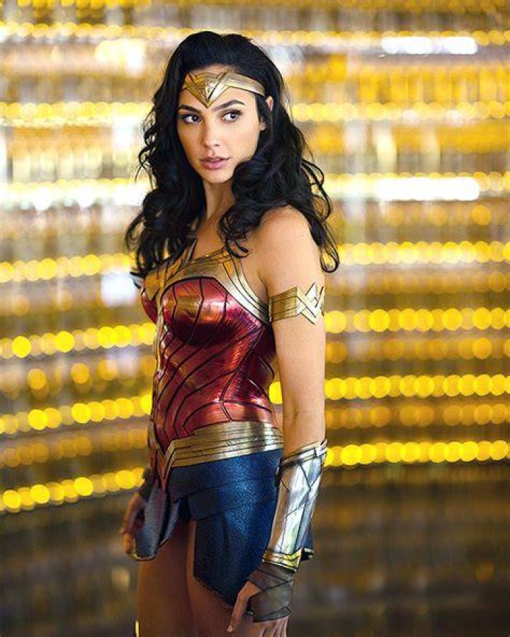 Joss Whedon Breaks Silence On Gal Gadot’s ‘Justice League’ Accusations – Hollywood Life