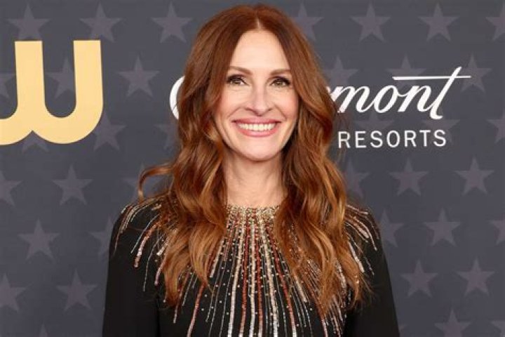 Julia Roberts at 2023 Critics&rsquo; Choice Awards