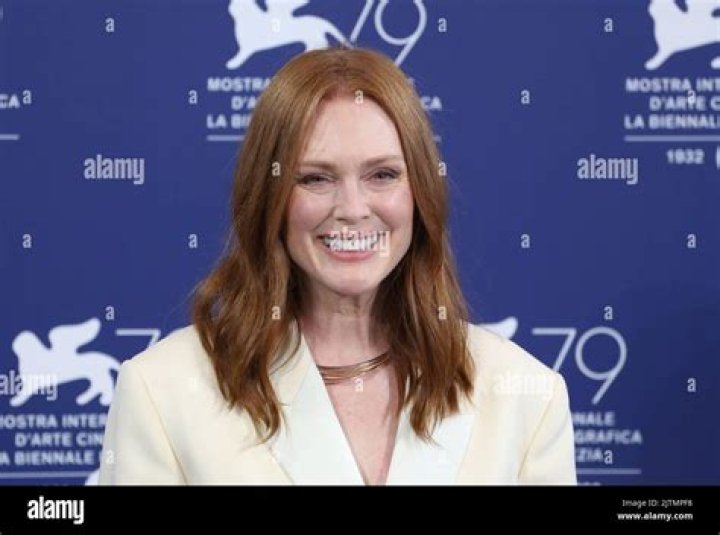Julianne Moore At The Jury Photocall